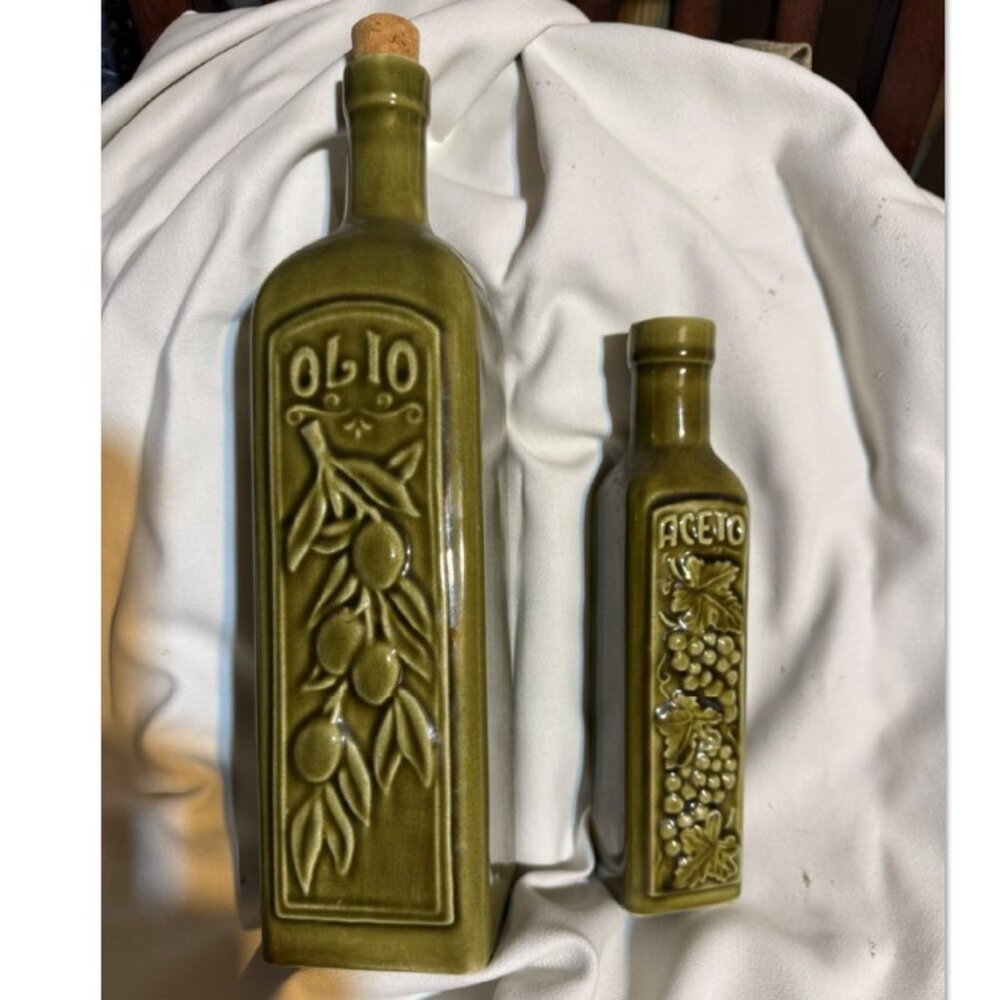 Olive Oil & Vinegar Bottle (Oilo & Aceto) - see all pictures